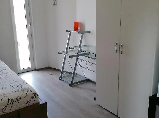 Sunflower Hiša za goste *